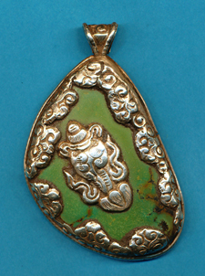 Tibetan Auspicious Pendant.JPG
